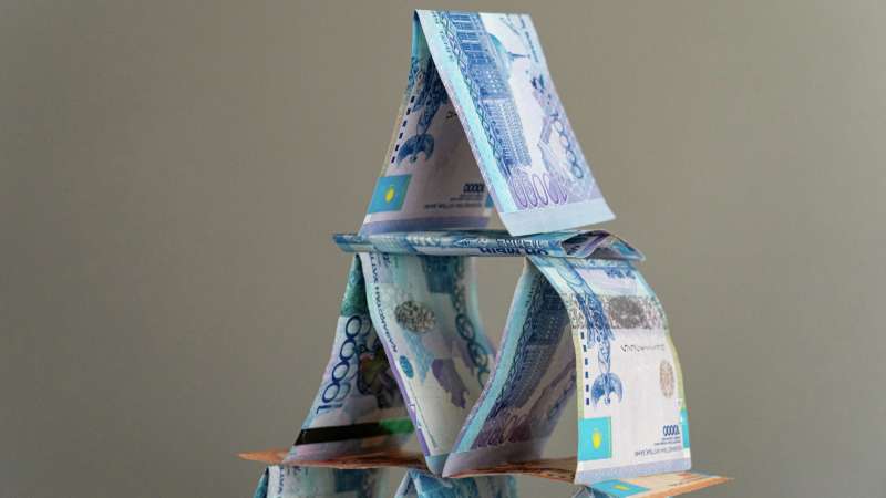 39 млн долларов казахстанцы добровольно отдали мошенникам в 2024 году