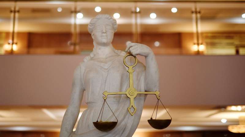Суд освободил из-под стражи мать россиянки, оставившей ребенка в Анталье