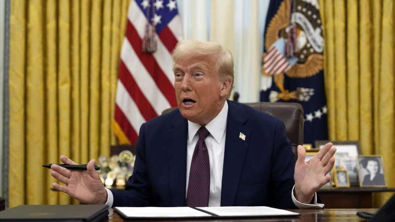 Трамп оскорбил журналиста CNN