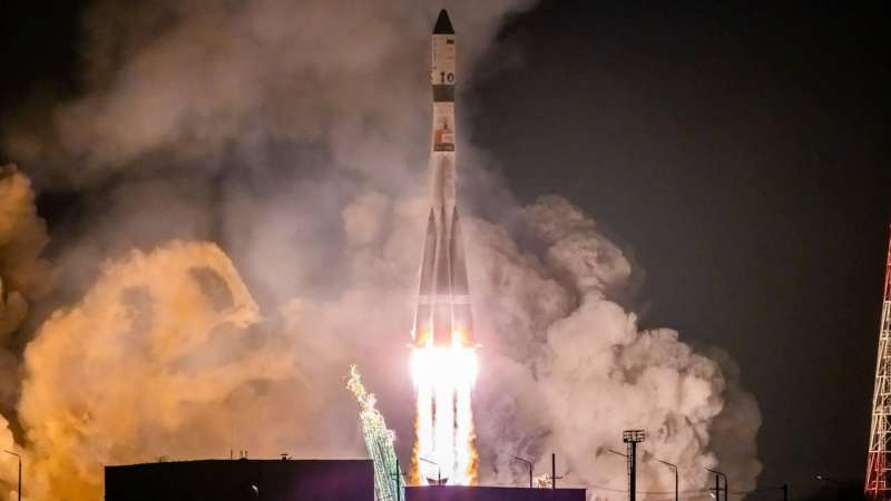 С космодрома Байконур стартовал космический грузовик "Прогресс МС-30"