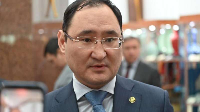 Почему в Казахстане будут культивировать промышленную коноплю, рассказал глава МВД