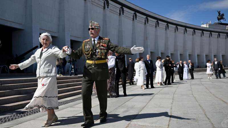 В России и Беларуси пройдет акция "Вальс Победы"