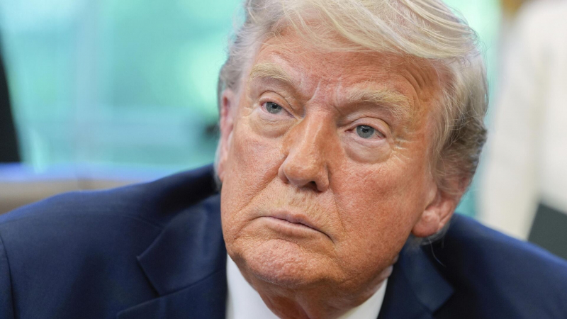 Guardian рассказала о предложении Трампа об ударе по Ирану