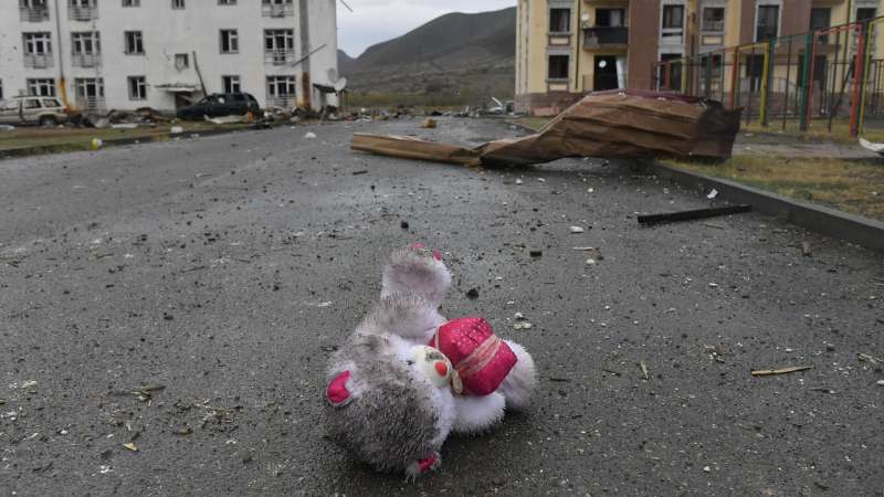 В Курской области саперы нашли взрывчатку ВСУ в игрушке