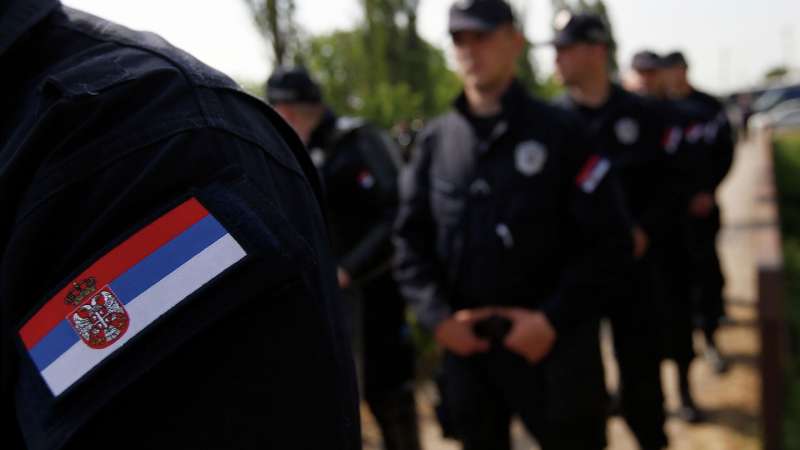 Вучич пообещал задерживать протестующих за попытки блокировать аэропорт